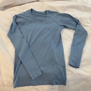 lululemon athletica Women's Long Sleeve Swiftly Tech 2.0 - size 6